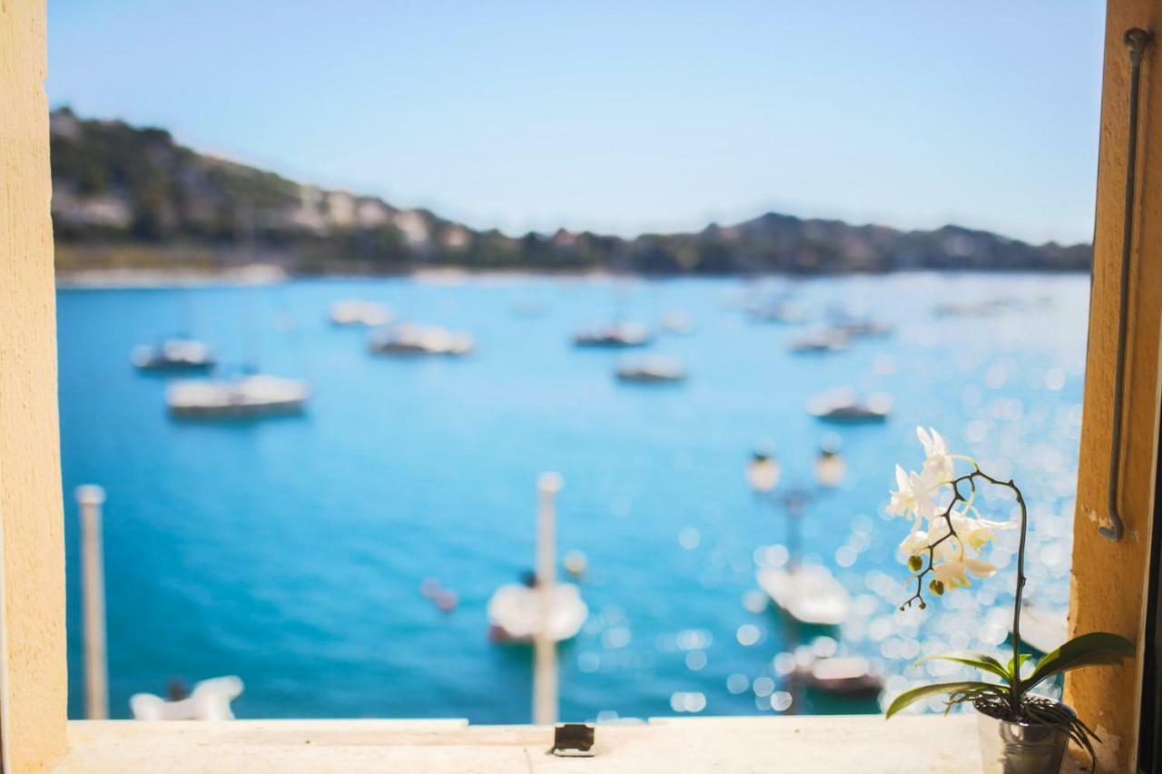 Quai Des Marinieres Ap2015 By Riviera Holiday Homes Villefranche-sur-Mer Esterno foto